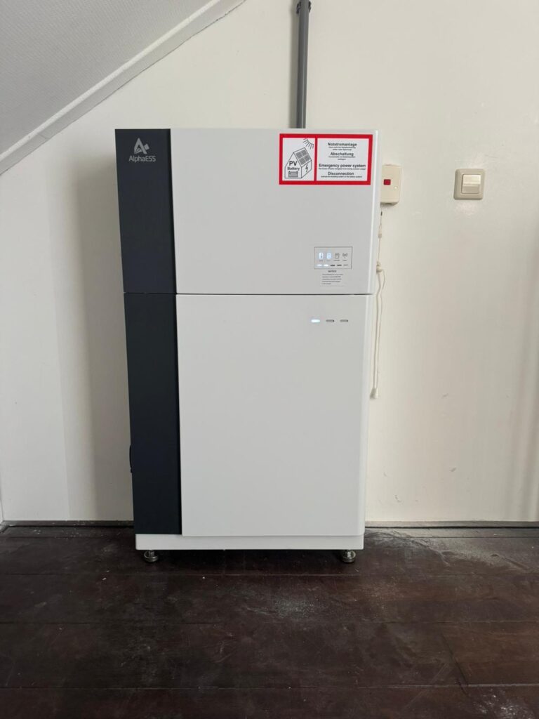 AlphaESS thuisbatterij geïnstalleerd in Purmerend